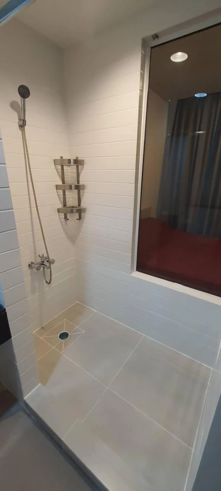For rent: Ideo Sathorn-Taksin, 1 bedroom, 1 bathroom, good location, convenient transportation, beautiful view, no blocking, reserve now!