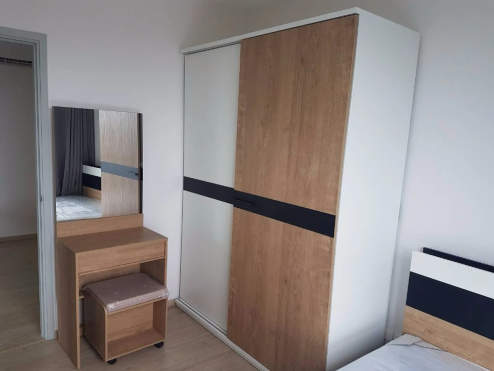 For rent: Ideo Sathorn-Tha Phra, 12th floor, corner unit, fully furnished, very livable. Book now! (Quickly!)