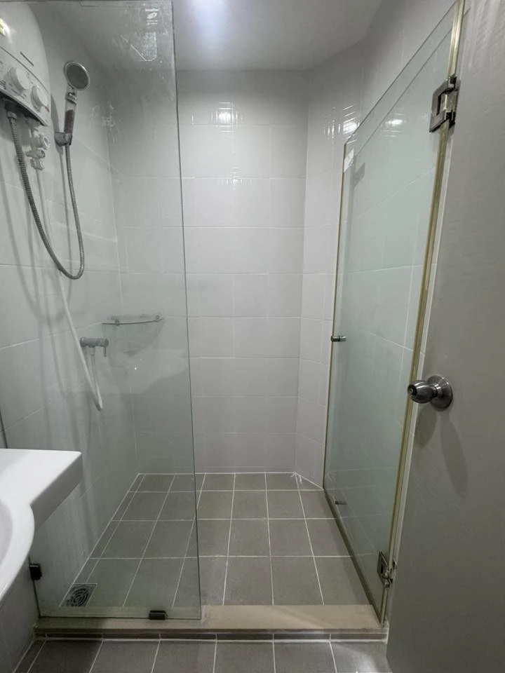 For rent: Ideo Sathorn-Tha Phra, high floor, ready to move in, fully furnished. Reserve now, don't miss out!!