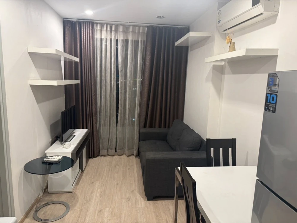 For rent: Ideo Sathorn-Tha Phra, ready-to-move-in unit, high floor, spacious and comfortable. Book now!