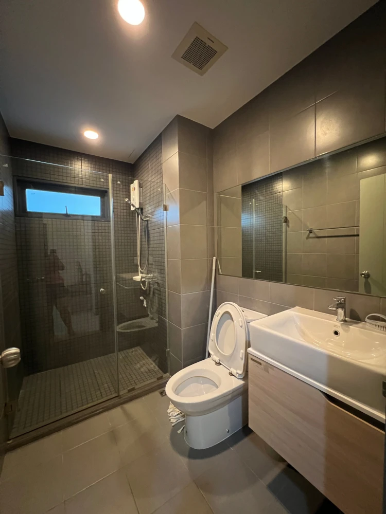 For rent: IDEO Sukhumvit 115, 18th floor, view of the Three-Headed Elephant statue, fully furnished. Book now! (Urgent!)