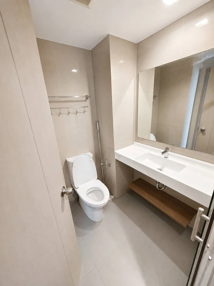 For rent: IDEO Sukhumvit 93. Nice unit, fully furnished, high floor. Book now before it's too late!!!