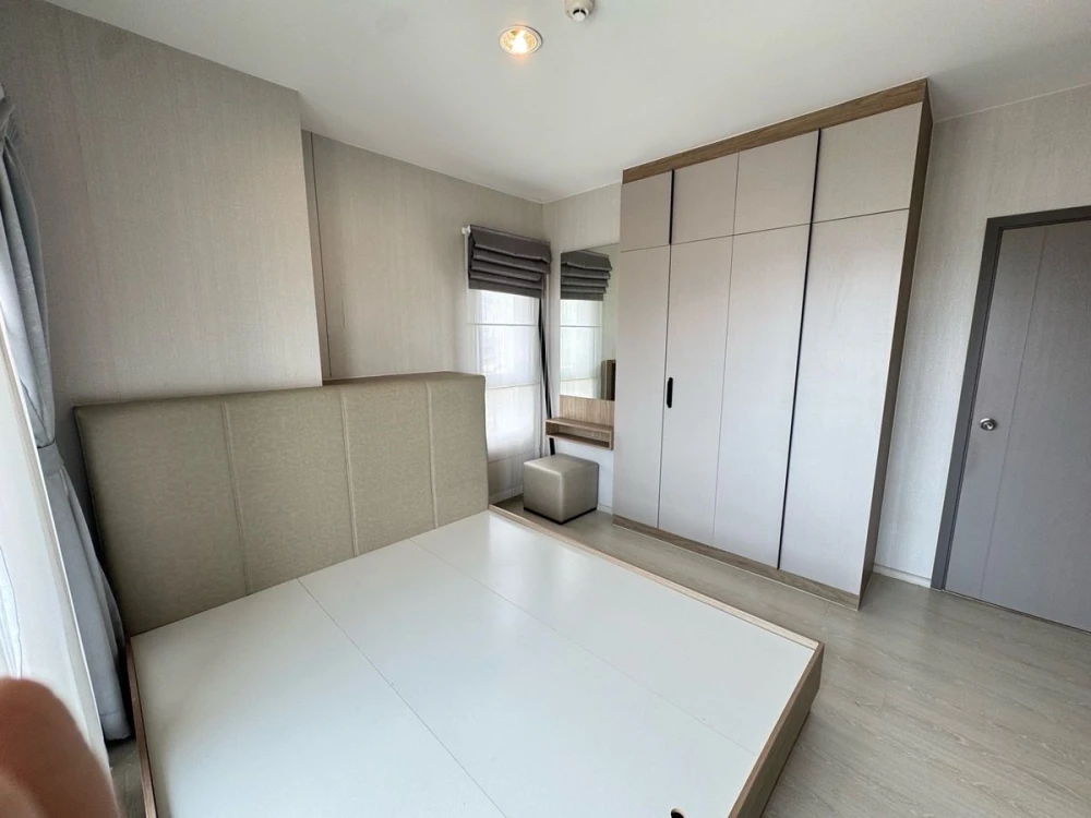 For rent: IDEO THAPHRA INTERCHANGE, 16th floor, corner room, open view, fully furnished, reserve now, hurry!