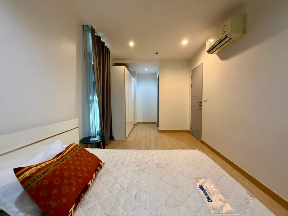 2-bedroom fully furnished condo for rent at Ideo Verve Ratchaprarop. Book now! Don't miss out!