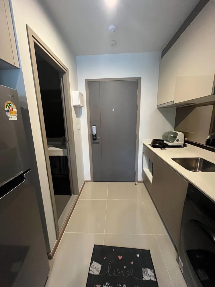 IDEO Rama 9-Asok for rent, corner room with privacy, 24th floor, high view, great price, hurry and reserve before it's too late.