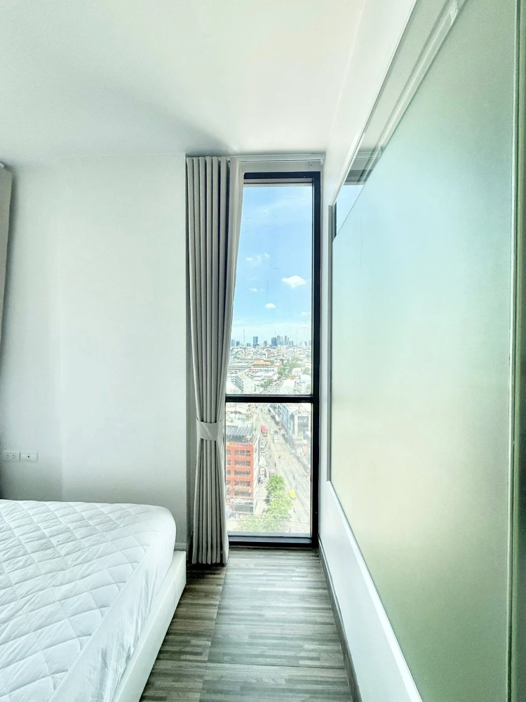 For rent: IDEO Ratchada-Huai Khwang, 17th floor, corner room with privacy, built-in throughout the room, hurry and reserve before you miss out.