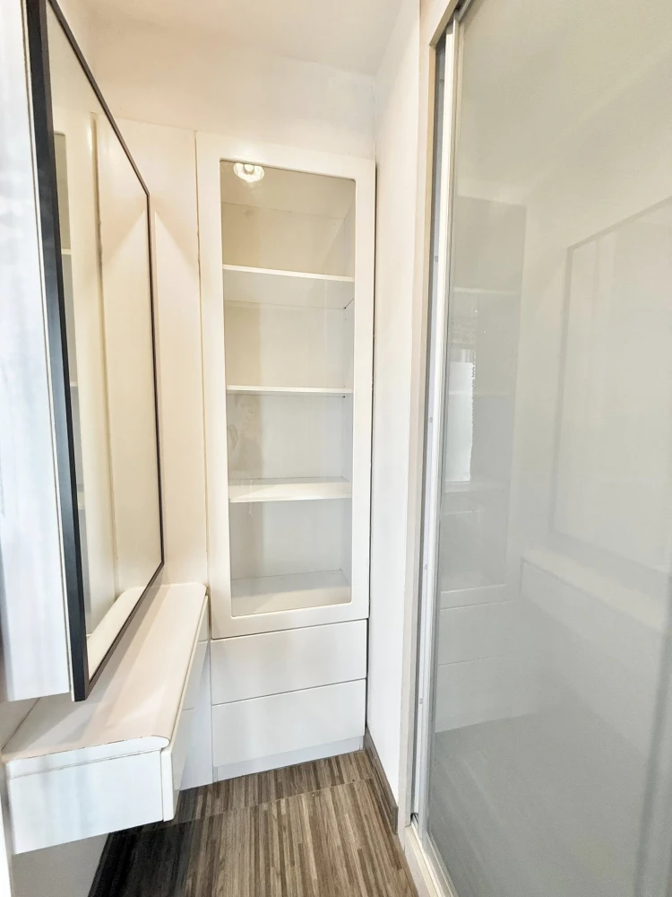 For rent: IDEO Ratchada-Huai Khwang, 17th floor, corner room with privacy, built-in throughout the room, hurry and reserve before you miss out.