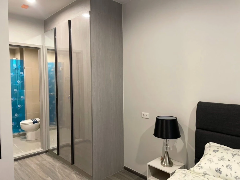 For rent: IDEO Ramkhamhaeng Lamsali, a lovely unit on the 19th floor with a great view. Fully furnished with appliances; just bring your belongings an