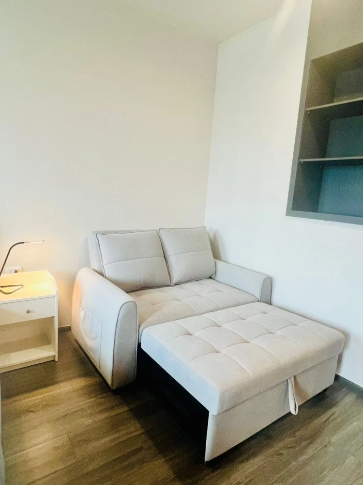 For rent Ideo Sukhumvit - Rama 4 has complete electrical appliances, such as a large screen TV, washing machine and dryer. Ready to reserve now.