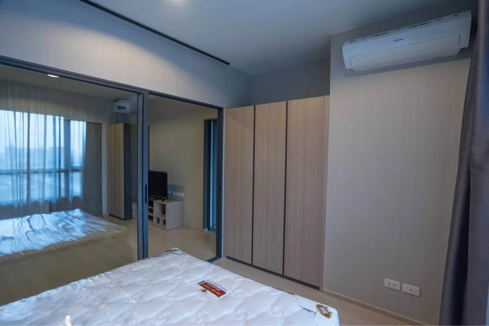 For rent: Ideo Sukhumvit 115, 16th floor, north-facing room, city view, very breezy, not hot when you live there. Hurry and reserve now!