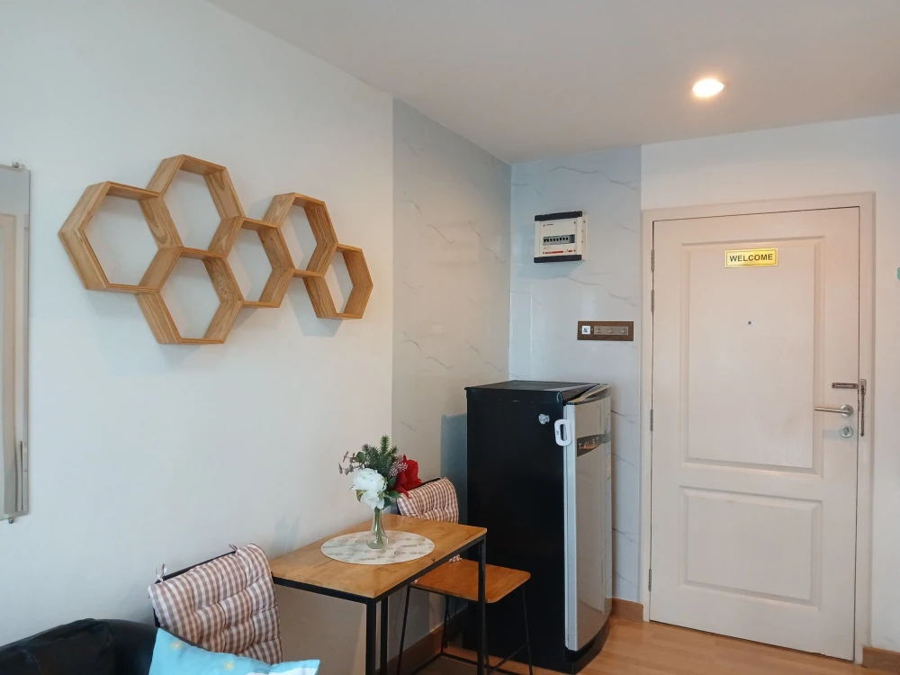 For rent: Incio Serithai, separate room with full furniture + washing machine at a great price. Hurry and book now!