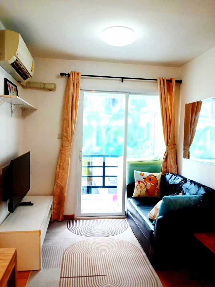 For rent: Incio Serithai, separate room with full furniture + washing machine at a great price. Hurry and book now!