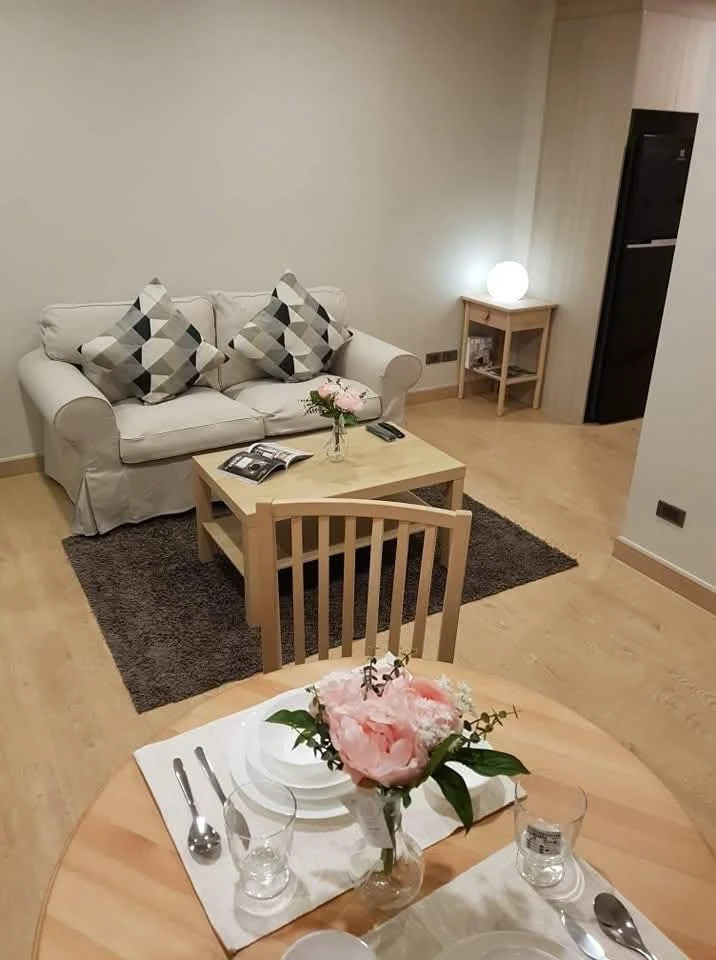 For rent: Infinity One, 25th floor, spacious room, comfortable, fully furnished, book now, hurry!