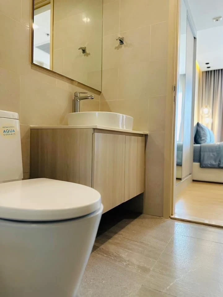 For rent: Infinity One, 29th floor, beautiful room, fully decorated, ready to move in immediately. If interested, hurry and reserve now. Don't miss ou