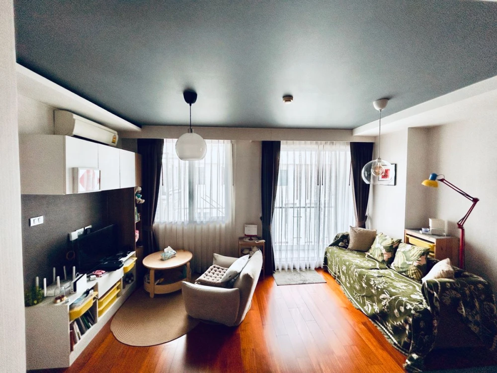 For rent: Inter Lux Premier Sukhumvit 13, 8th floor, fully furnished, very livable. Book now!
