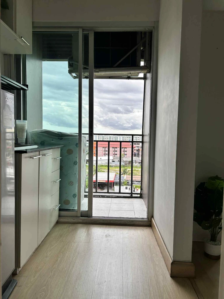 For rent: Iris Avenue Onnuch – Wongwan, a nice room with complete decorations. Reserve now, hurry!