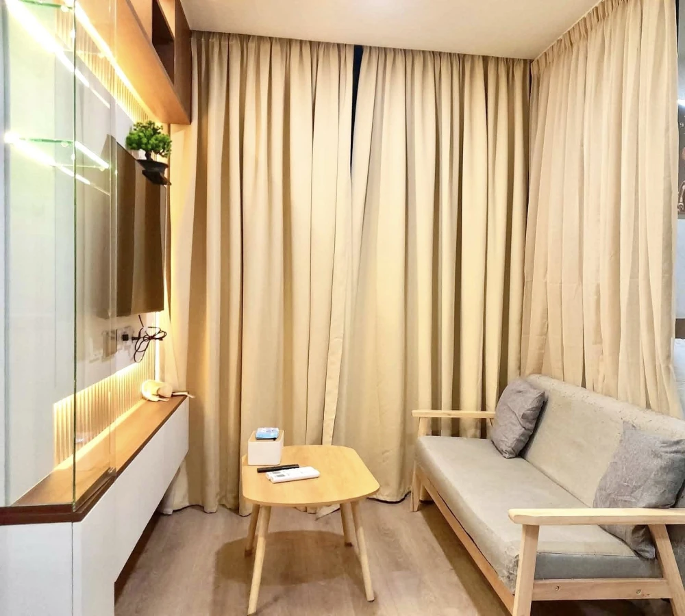For rent: IVORY Ratchada 32, 1 bedroom, 1 bathroom, fully furnished, beautiful unblocked view. Don't miss out!