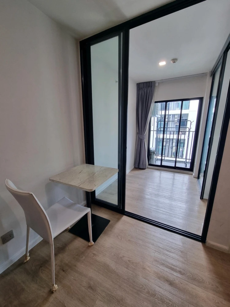 For rent: IVORY Ratchada 32, 7th floor, fully furnished. Book now!