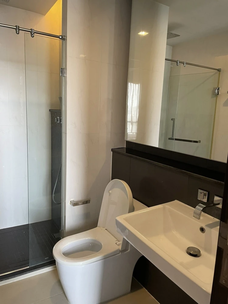 For rent: Ivy Ampio Ratchada, high floor, ready to move in, fully furnished. Reserve now, don't miss out!!!