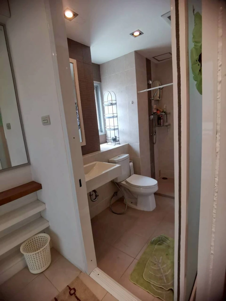 For rent: Ivy River Ratburana, 8th floor. A lovely, fully furnished unit. Book now!