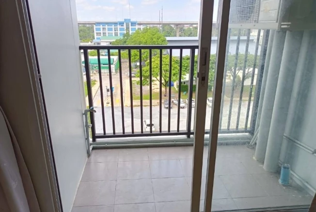 For rent: J Condo Rama 2, 7th floor, beautiful view, corner room, fully furnished, ready to move in. Interested? Reserve now, don't wait.