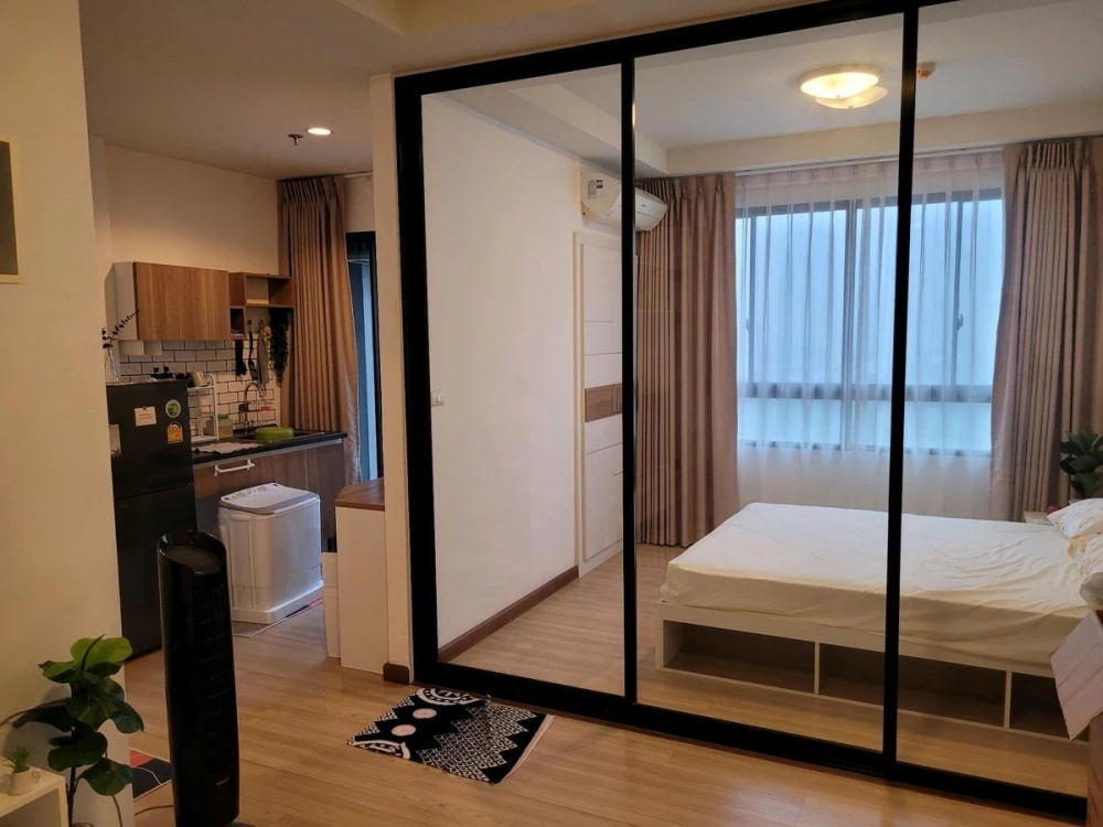 For rent: J Condo Sathorn-Kallaprapruk, 10th floor, open view, fully furnished, reserve now, don't miss out!