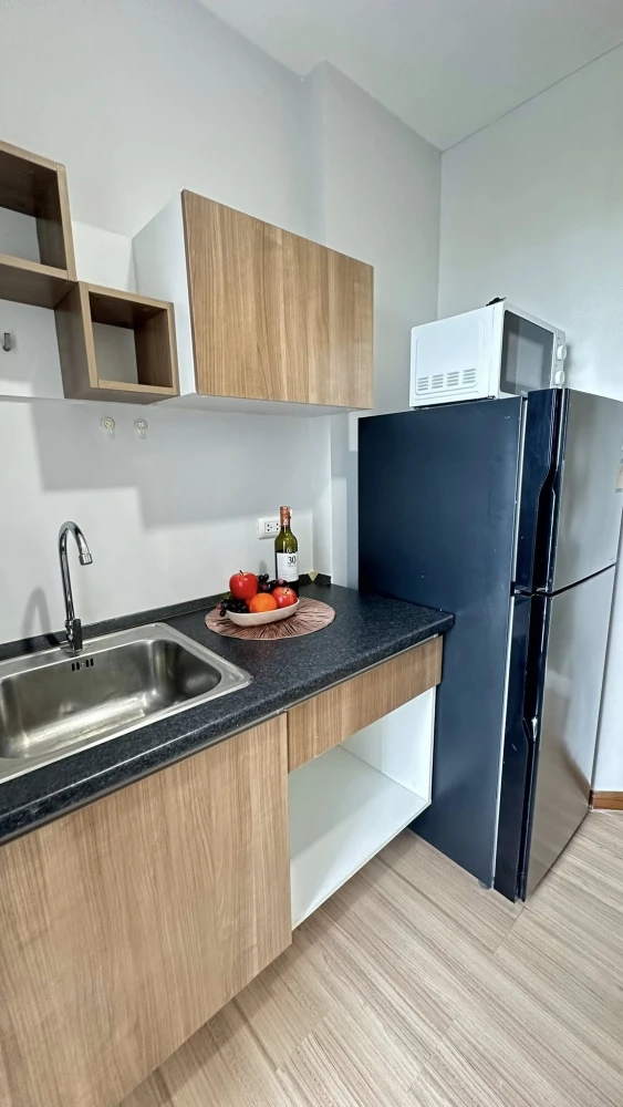 For rent: J Condo Sathorn-Kallaprapruk, a lovely room, decorated in a controlled tone, comes with complete furniture, hurry and book now!