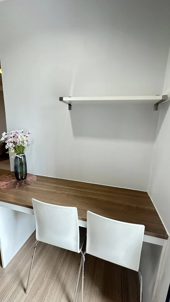 For rent: J Condo Sathorn-Kallaprapruk, a lovely room, decorated in a controlled tone, comes with complete furniture, hurry and book now!