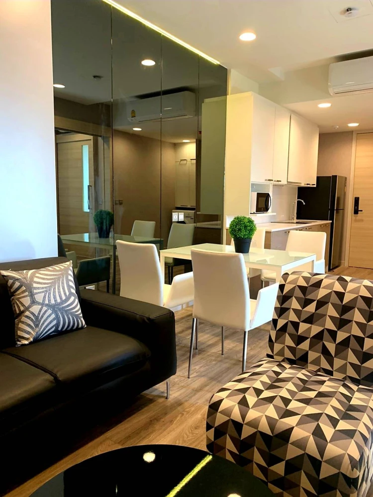 For rent: Jin Wellbeing County, 5th floor, fully furnished apartment, ready to move in. Book now! (Quickly!)