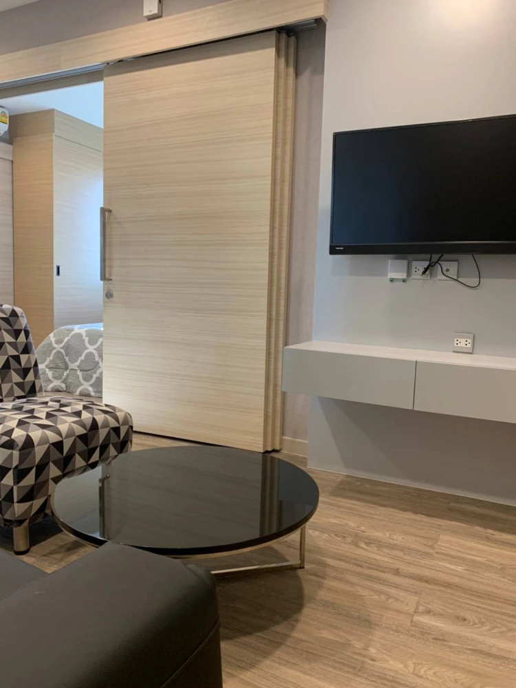 For rent: Jin Wellbeing County, 5th floor, fully furnished apartment, ready to move in. Book now! (Quickly!)