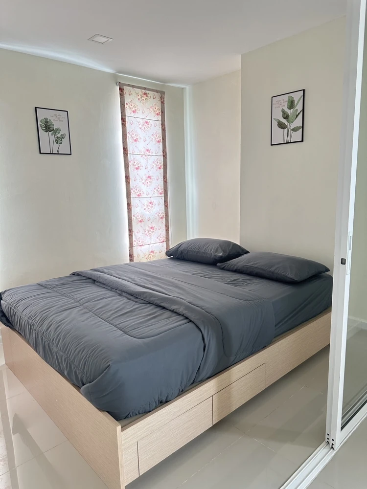 For rent: JW Condo @ Donmuang, spacious room, comes with a very good price. I must say that you must not miss it.