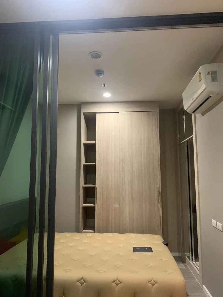 For rent: JW Station @ Ramintra, 4th floor room, fully furnished, just bring your own luggage and move in.