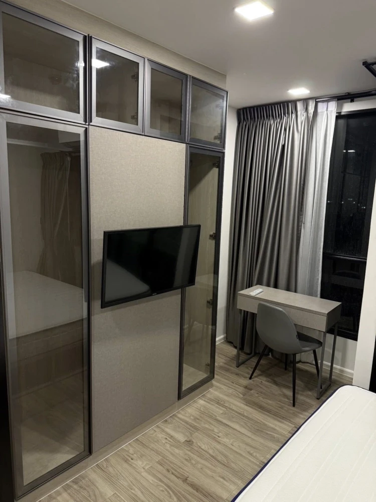For rent Kava Mutant Salaya, a nice room, well separated, great price, you can't miss it.