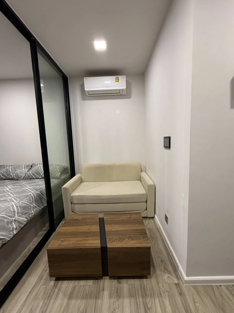 For rent Kava Mutant Salaya, a nice room, well separated, great price, you can't miss it.