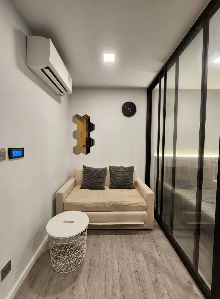 For rent: Kave Ava, 2nd floor, nice room, fully furnished. If you don't reserve, you'll miss out. Hurry!