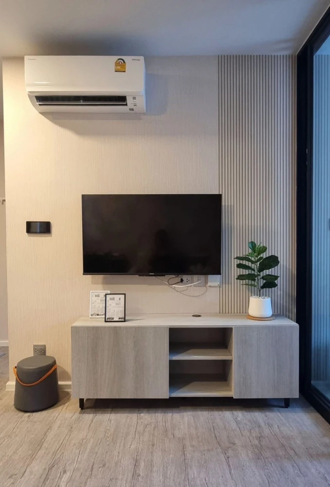For rent: Kave Ava, 3rd floor, garden view + pool, corner room, fully furnished, nice to live in, hurry and book now, don't wait, hurry!