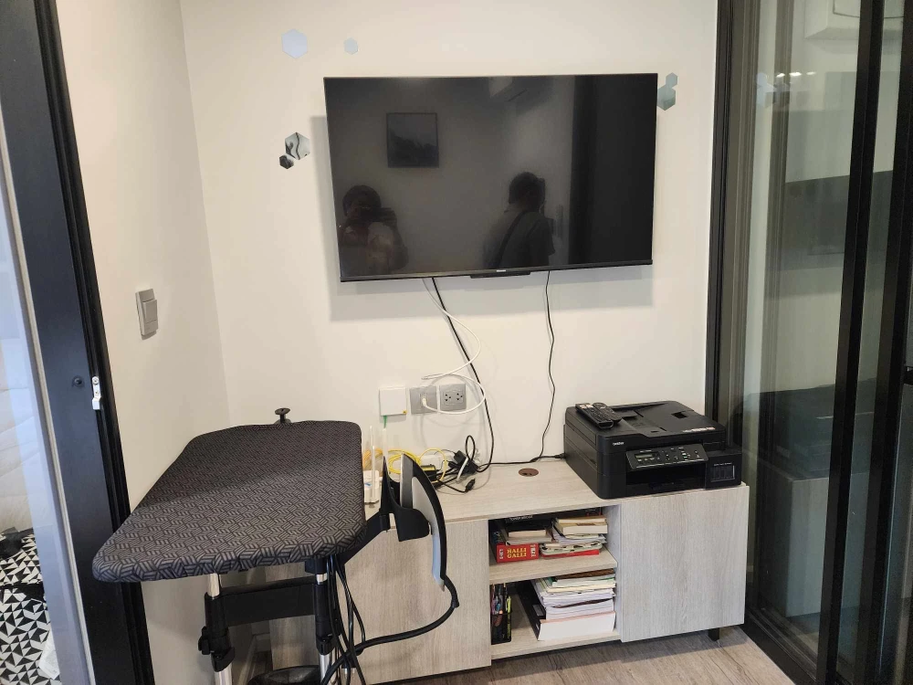 For rent: Kave Ava, 4th floor, interior view, fully furnished, ready to move in. Book now! Don't miss out! Hurry!