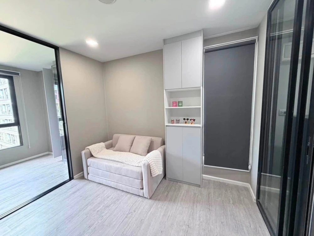 Kave Ava condo for rent, 6th floor, corner unit, fully furnished. Book now before it's too late!