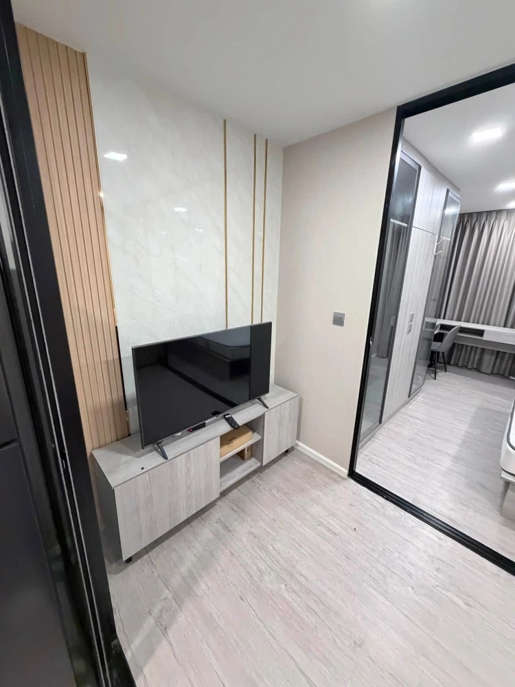 For rent: Kave Ava Building B, 4th floor, near the fire escape. Fully furnished and equipped with appliances. Ready to move in.