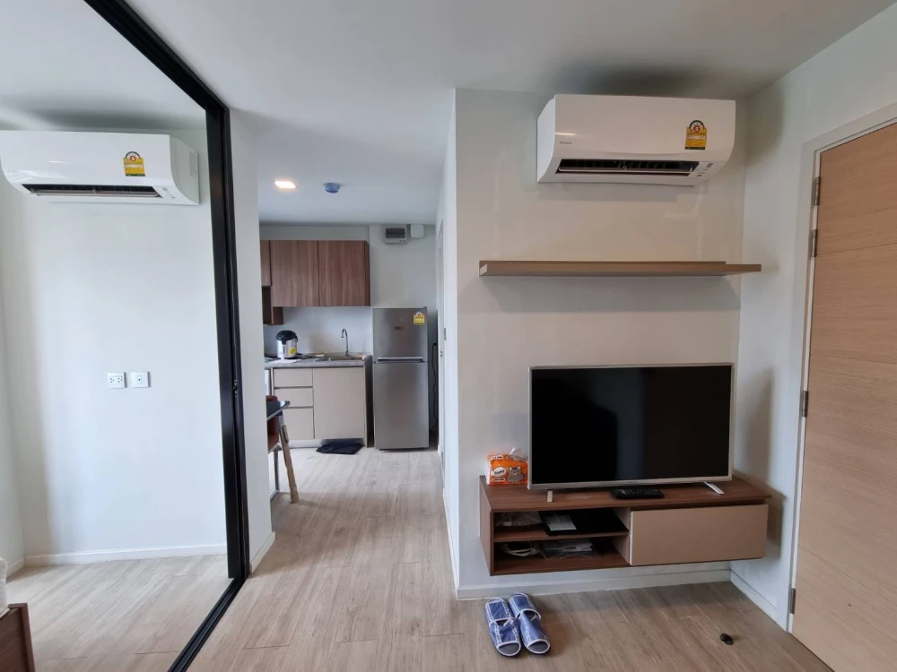 For rent: Kave Condo, 5th floor, partitioned room, fully furnished, move in with your bags immediately. Reserve now, don't miss out.