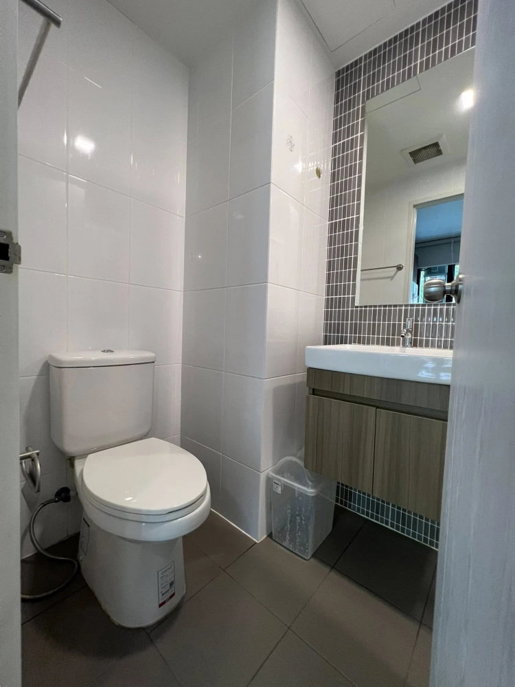 Kave Condo for rent, a nice room with complete decorations. If interested, hurry and reserve now!