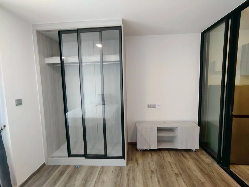 For rent: Kave Embryo Rangsit, 7th floor, fully furnished room with furniture and appliances. Reserve now!
