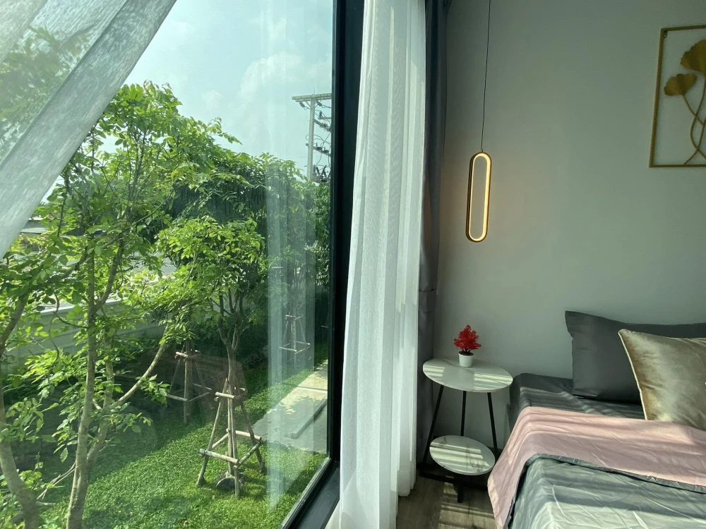 For rent: Kave Embryo Rangsit, fully furnished condo, ready to move in, tree view, great atmosphere, must book like this.