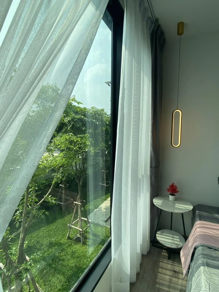 For rent: Kave Embryo Rangsit, fully furnished condo, ready to move in, tree view, great atmosphere, must book like this.