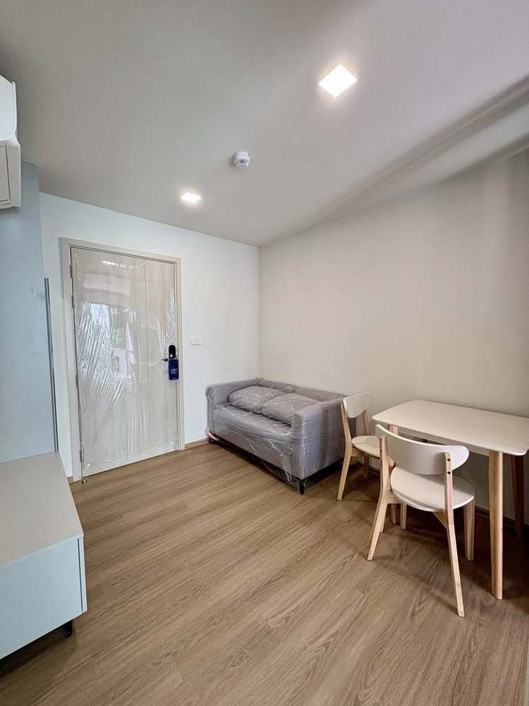 For rent: Kave Luminous Bangmod, 1 bedroom, 1 bathroom, fully furnished. Just bring your suitcase and move in!