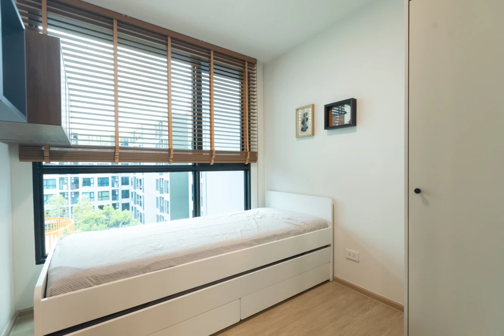 Kave Luminous Bangmod condo for rent, 6th floor, pool view, fully furnished. Book now! Limited time offer!