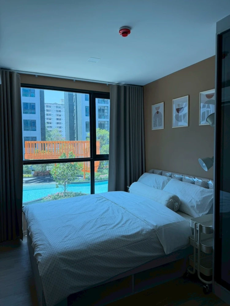 For rent: Kave Luminous Bangmod, pool view, fully furnished with over 40 IKEA items. Don't miss out!