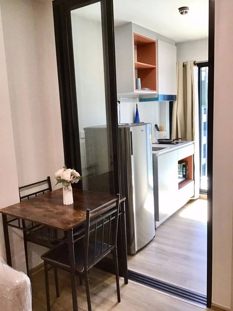 For rent: KAVE LUMINOUS BANGMOD, 1 BEDROOM EXCLUSIVE unit, pool view, fully furnished. A must-see!