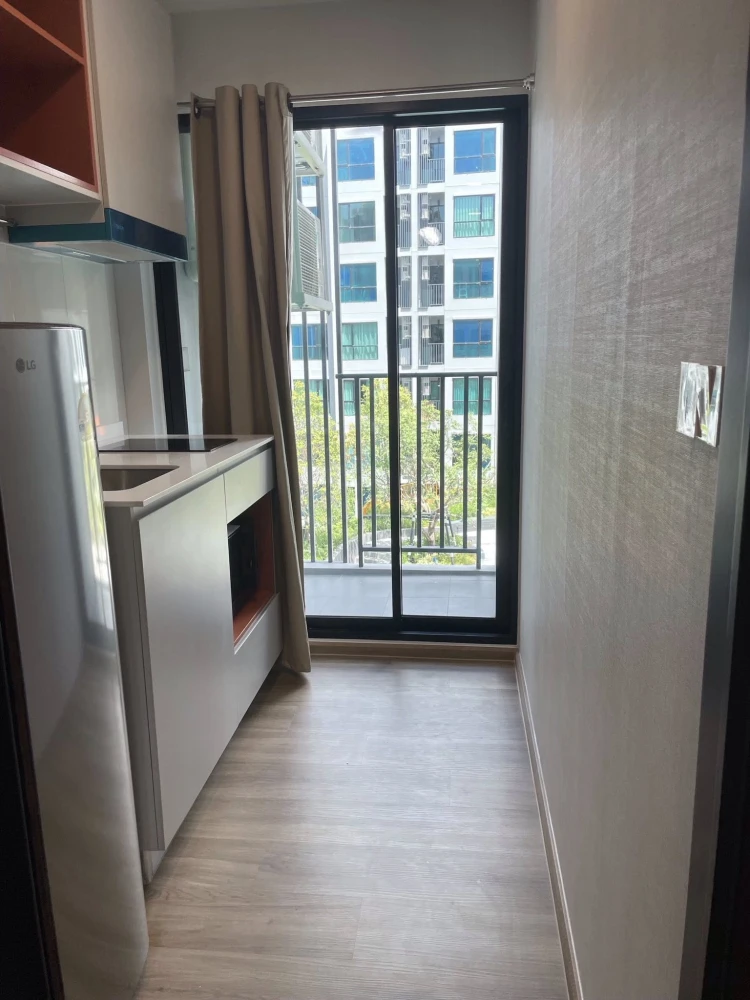 For rent: KAVE LUMINOUS BANGMOD, 1 BEDROOM EXCLUSIVE unit, pool view, fully furnished. A must-see!