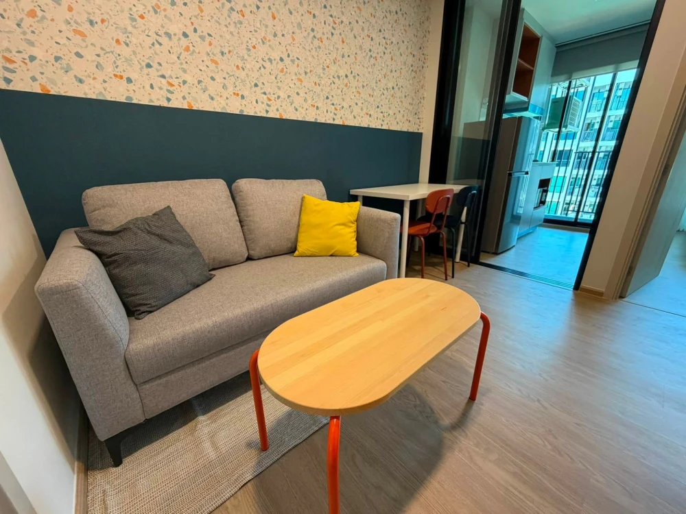 For rent: Kave Luminous Bangmod, North-facing unit in a great location with complete amenities. Book now!